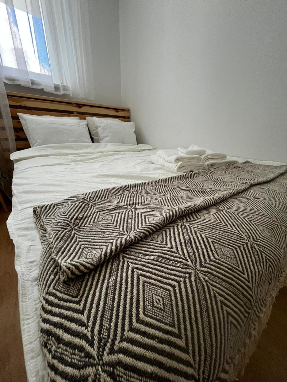 ワルシャワApartament Mila - Muzeum Polinアパートメント エクステリア 写真
